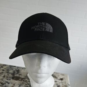 The North Face Black Hat Classic Style